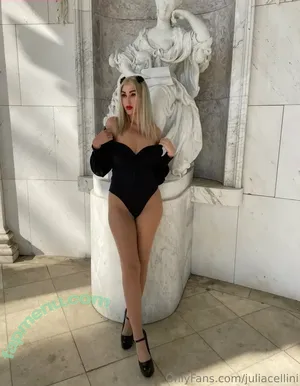  nude photo #0003
