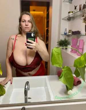  nude photo #0002