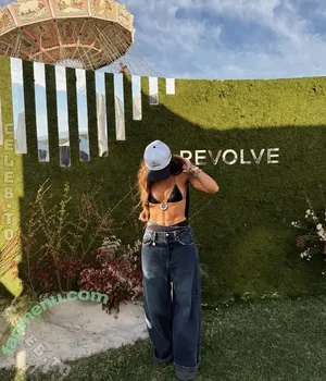 Juliah Molinari / iamjumo / juliahmolinari nude photo #0038