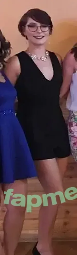 Juliakins / julia.kins / therealjuliaann nude photo #0070