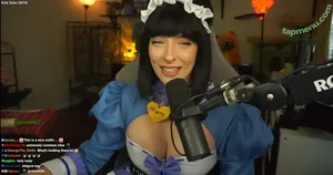 Juliakins / julia.kins / therealjuliaann nude photo #0079