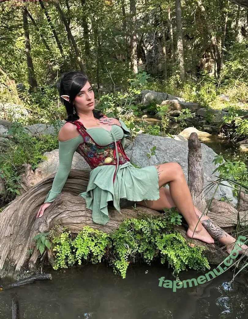 Juliakins nude photo #0071 (julia.kins / therealjuliaann)