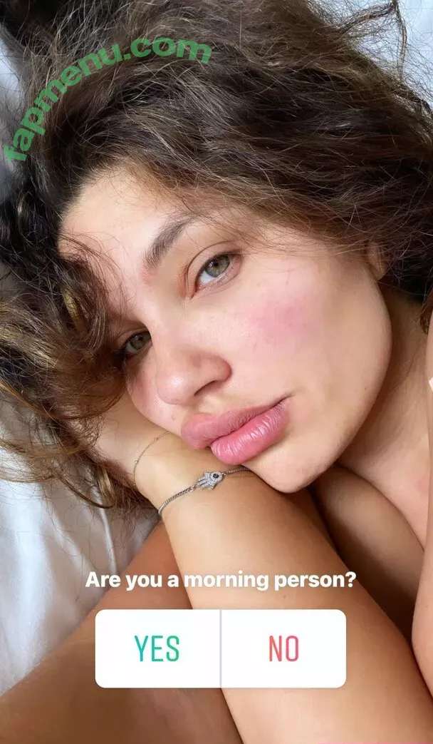 Juliana Harkavy nude photo #0030 (julianaharkavy)