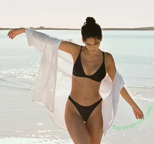 Juliana Herz / julianaherz nude photo #0014