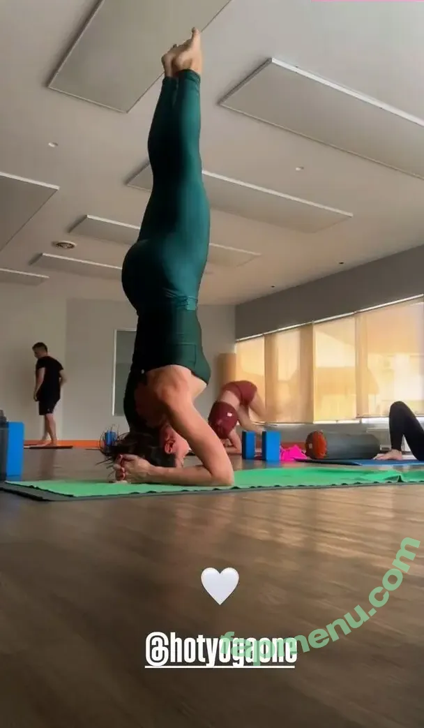 Juliana Knust nude photo #0219 (ju.knust)