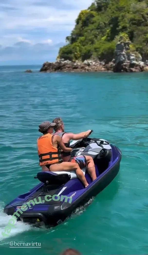 Juliana Knust nude photo #0232 (ju.knust)