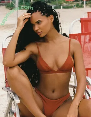 Juliana Nalu / juliananalu nude photo #0903