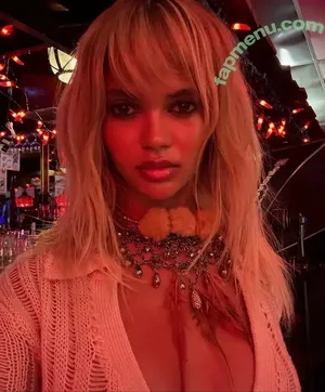 Juliana Nalu / juliananalu nude photo #0922