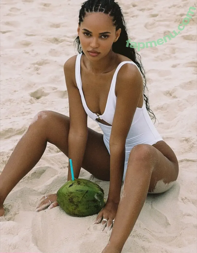 Juliana Nalu nude photo #0913 (juliananalu)