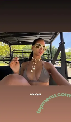 Juliana Nalu / juliananalu / naluando / nalujuliana nude photo #1015