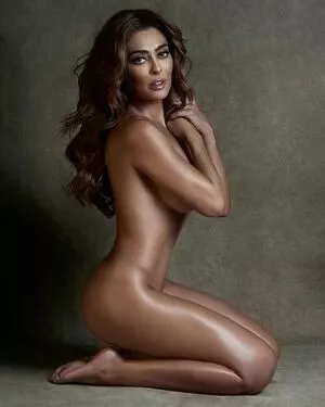 Juliana Paes / julianapaes nude photo #0013