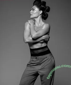 Juliana Paes / julianapaes nude photo #0326