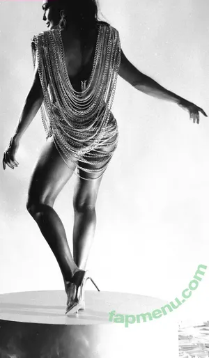 Juliana Paes / julianapaes nude photo #0401