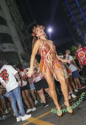 Juliana Paes / julianapaes nude photo #0450