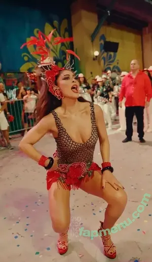 Juliana Paes / julianapaes nude photo #0487