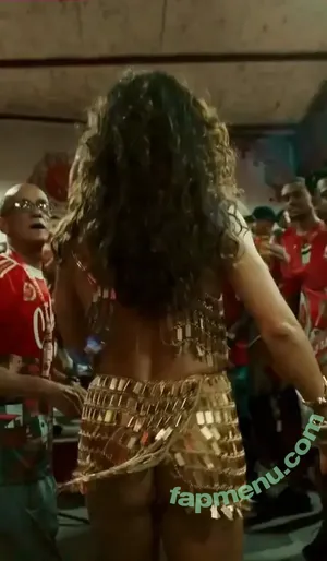 Juliana Paes / julianapaes nude photo #0513