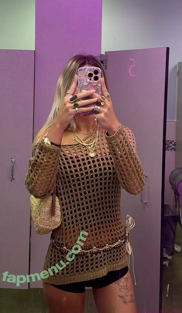 Juliana Raynor nude photo #0002 (julll.raynor)