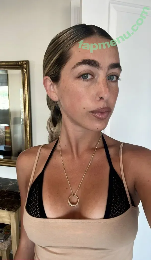 Juliana Raynor nude photo #0013 (julll.raynor)