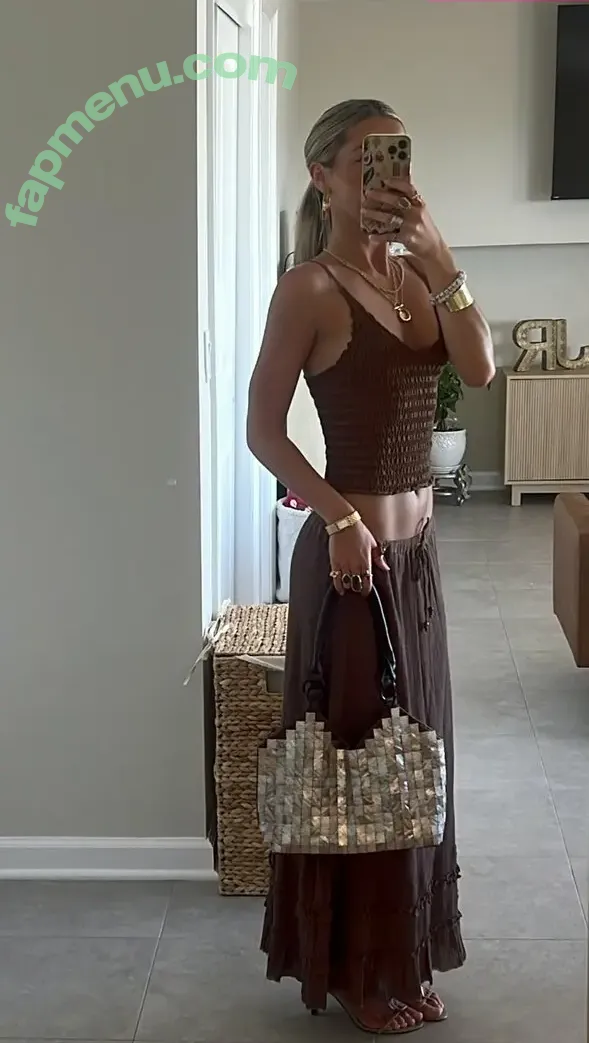 Juliana Raynor nude photo #0018 (julll.raynor)