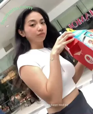Juliana Roces / julianaroces nude photo #0025