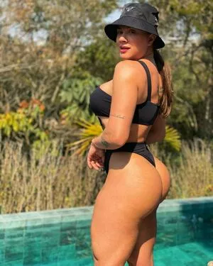 Juliana Salimeni / ex-panicat / jujusalimeni nude photo #0165