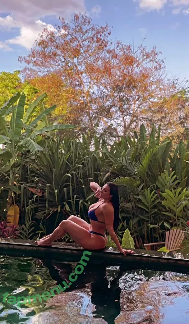Juliana Salimeni nude photo #0185 (ex-panicat / jujusalimeni)