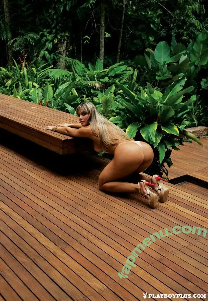 Juliana Salimeni nude photo #0426 (ex-panicat / jujusalimeni)