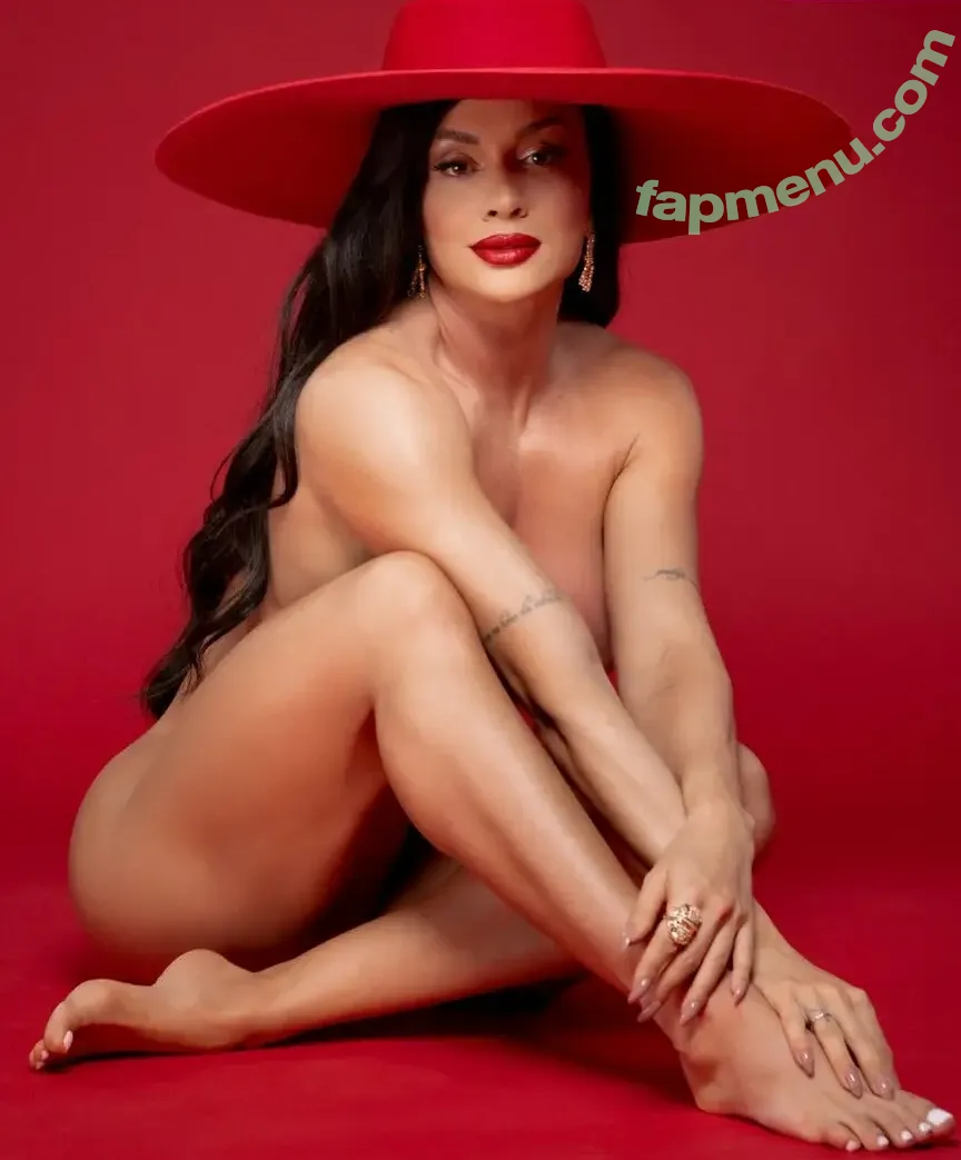 Juliana Salimeni nude photo #0521 (ex-panicat / jujusalimeni)