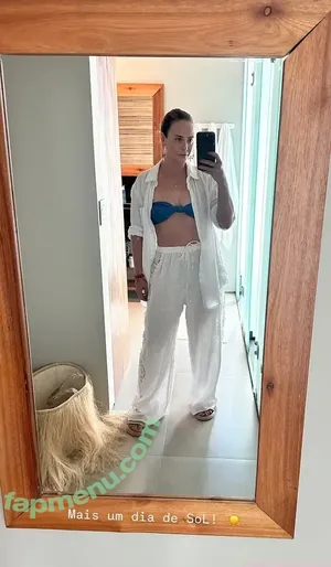 Juliana Silveira / julianasilveiraatriz / jusilveiraatriz nude photo #0128