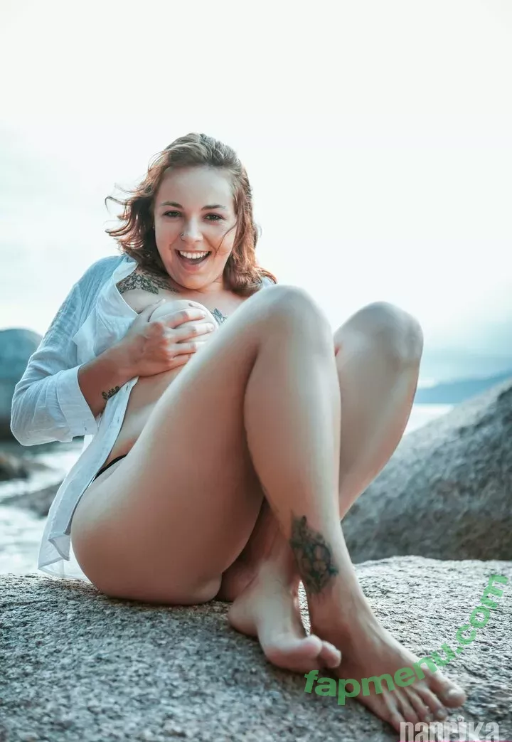 Juliana nude photo #0018 (julbm / julia35)