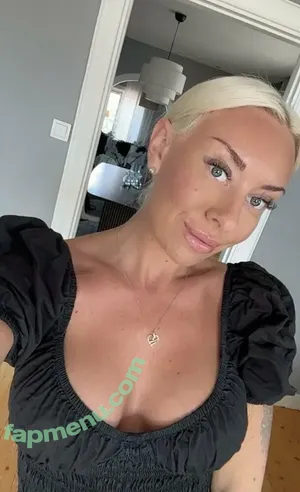 julianaa_bad01 / Julia Naughty swedish girl / Jullan_011 / Jullann_01 / julbm / juliaaswe nude photo #0016