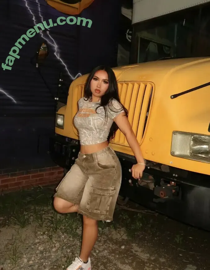 Julianarmah nude photo #0143 (julianazam)