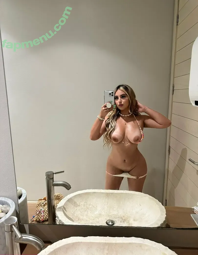 julianicolestar nude photo #0039 (julia.nicole_star / starrbabyyy01)