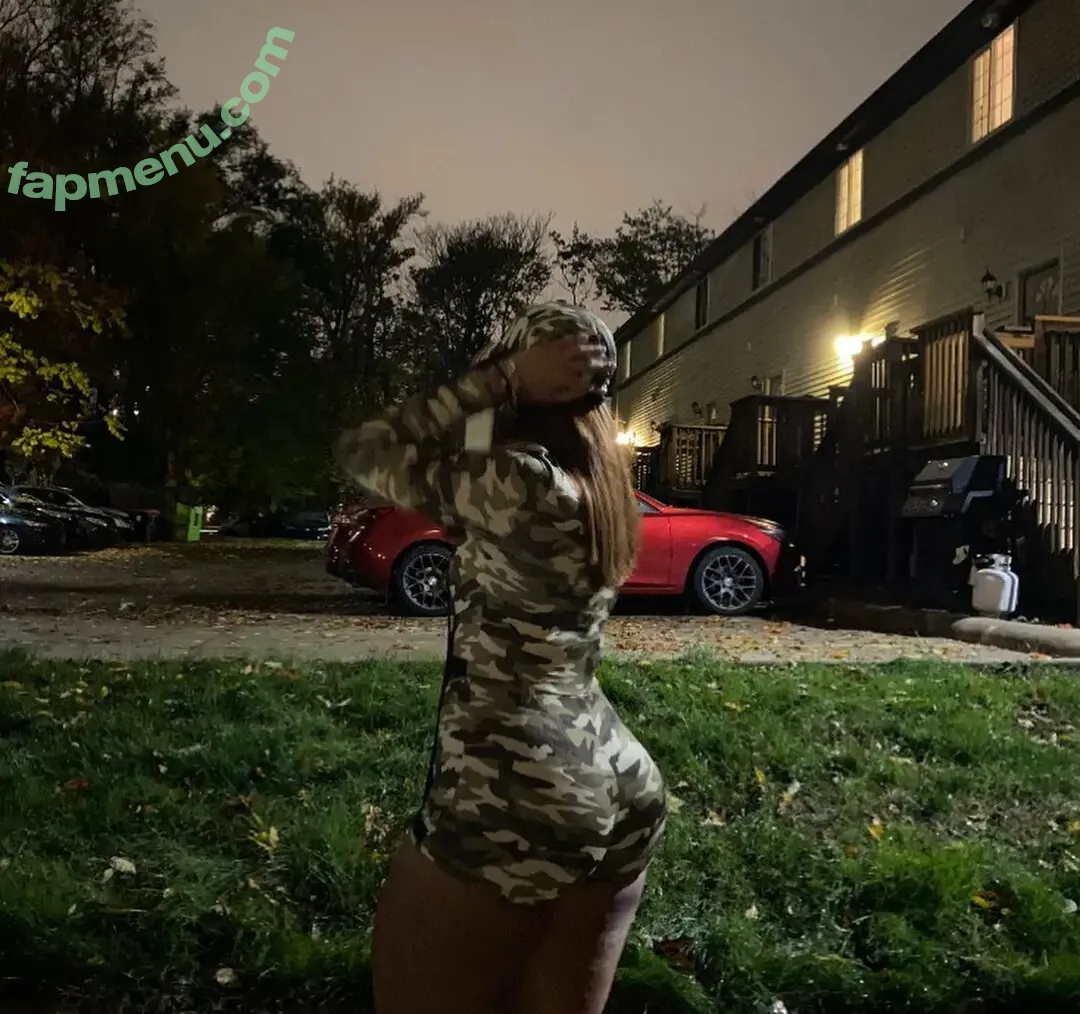 juliannaa___ nude photo #0006 (juli.navarrooo)