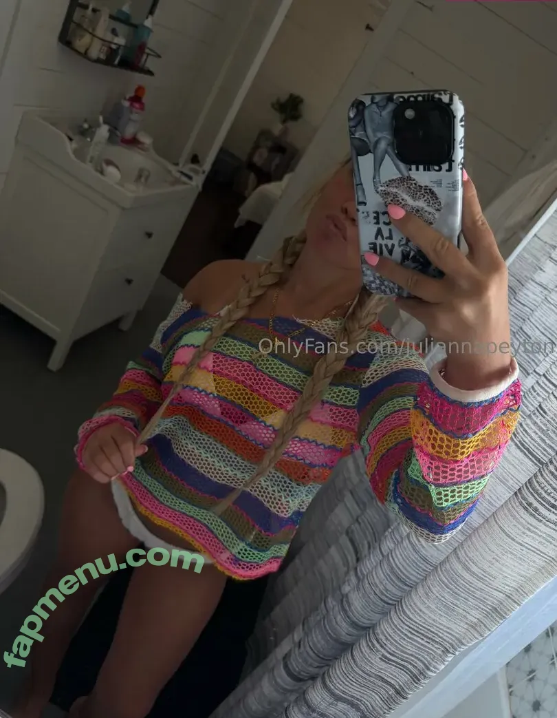 juliannapeyton nude photo #0129 (thejuliannapeyton)
