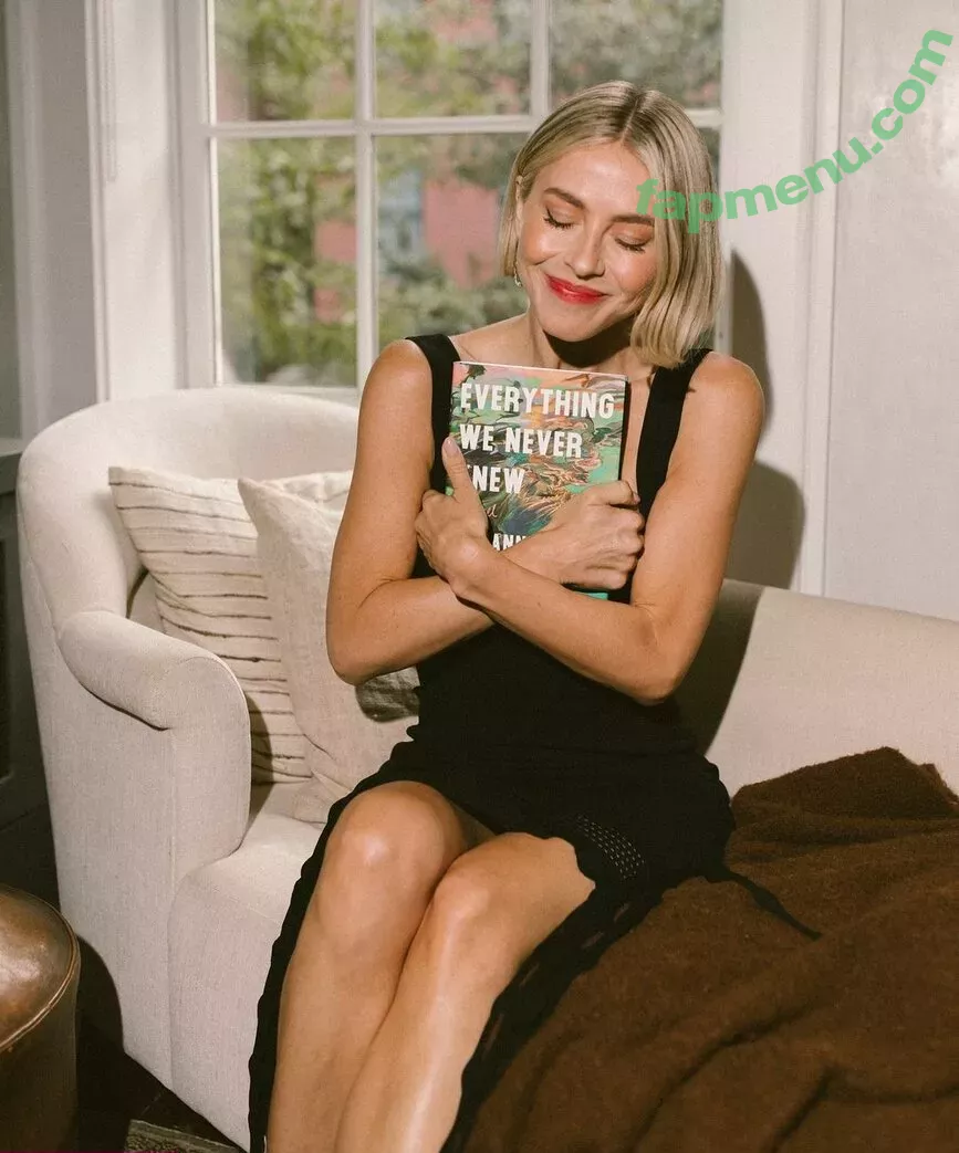 Julianne Hough nude photo #0677 (juleshough)