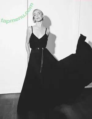Julianne Hough / juleshough nude photo #1626