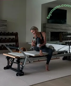 Julianne Hough / juleshough nude photo #1738