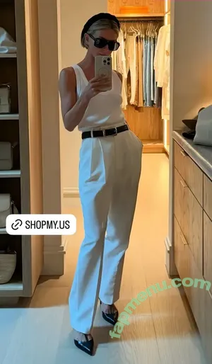 Julianne Hough / juleshough nude photo #1762