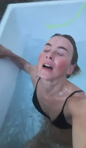 Julianne Hough / juleshough nude photo #1809