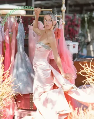 Julianne Hough / juleshough nude photo #1839