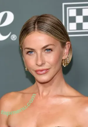 Julianne Hough / juleshough nude photo #1882