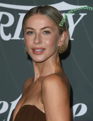 Julianne Hough / juleshough nude photo #1884