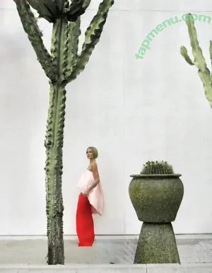 Julianne Hough / juleshough nude photo #1928