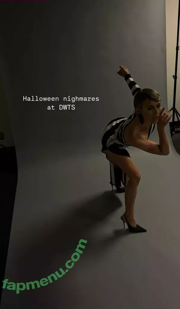 Julianne Hough nude photo #1075 (juleshough)