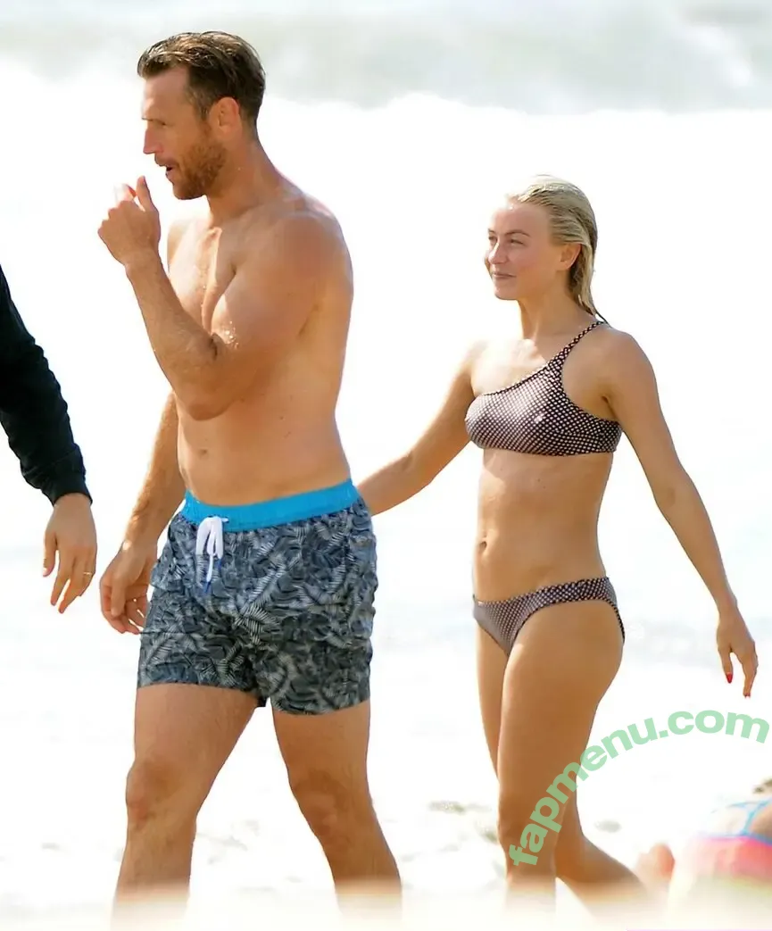 Julianne Hough nude photo #1302 (juleshough)