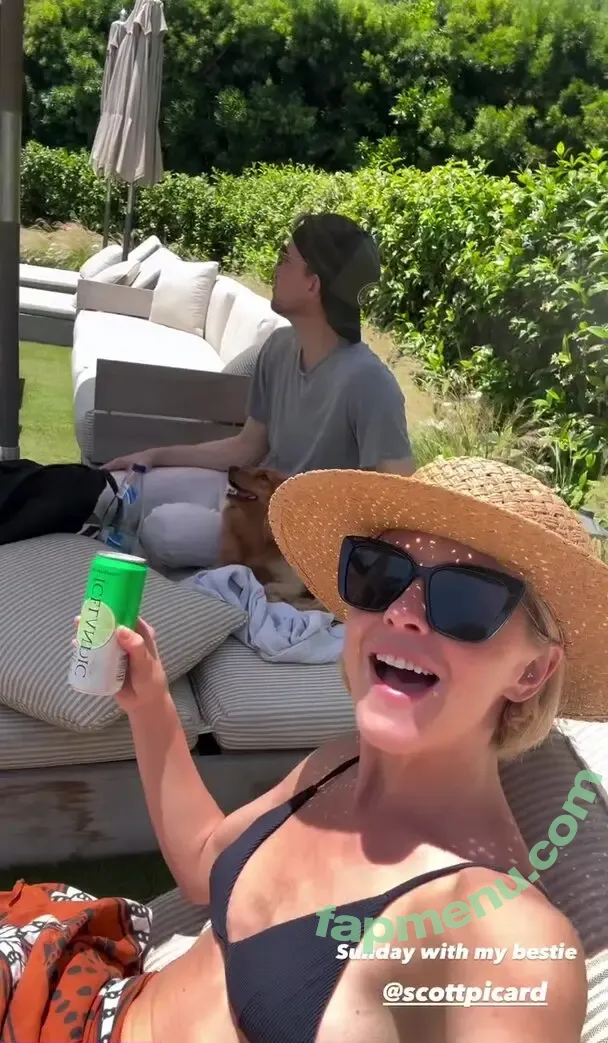 Julianne Hough nude photo #1629 (juleshough)