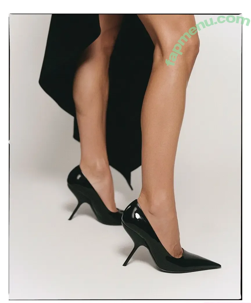 Julianne Hough nude photo #1730 (juleshough)