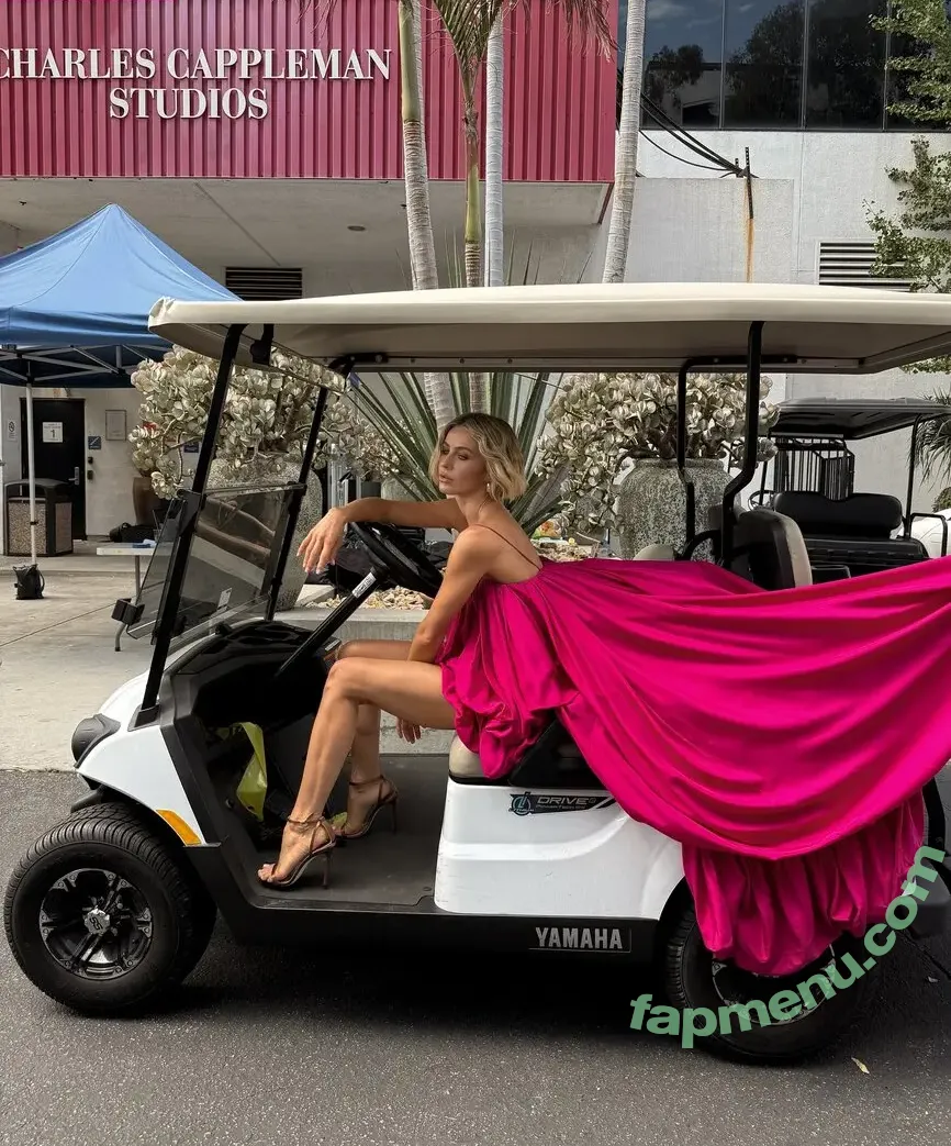 Julianne Hough nude photo #1765 (juleshough)