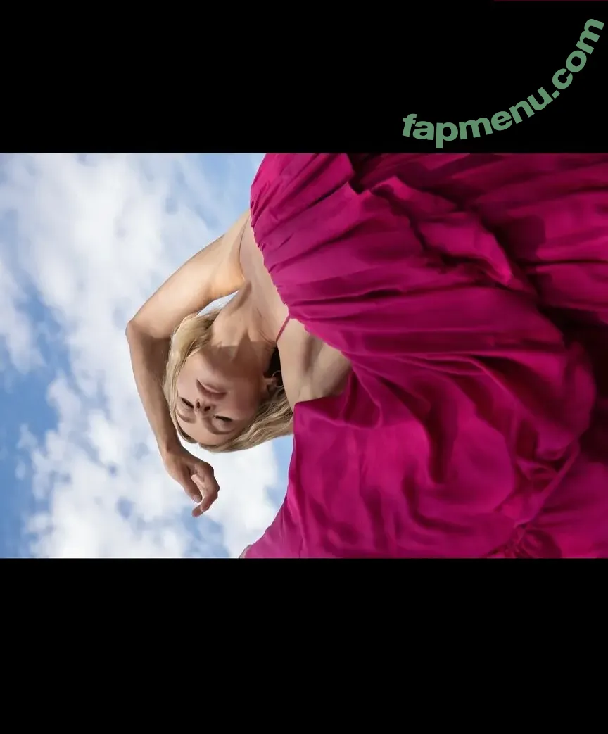 Julianne Hough nude photo #1767 (juleshough)